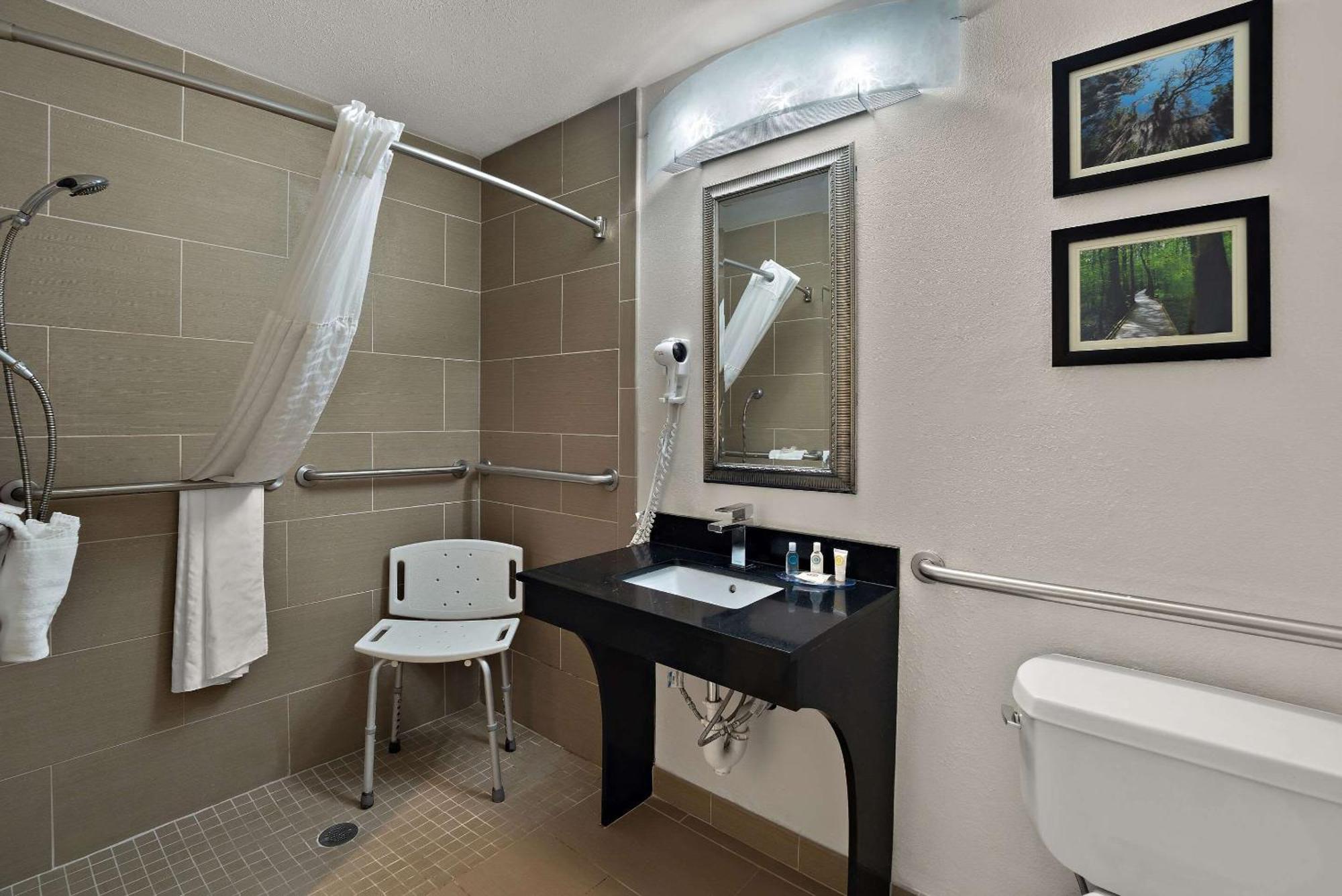 Comfort Inn & Suites Santee I-95 Esterno foto