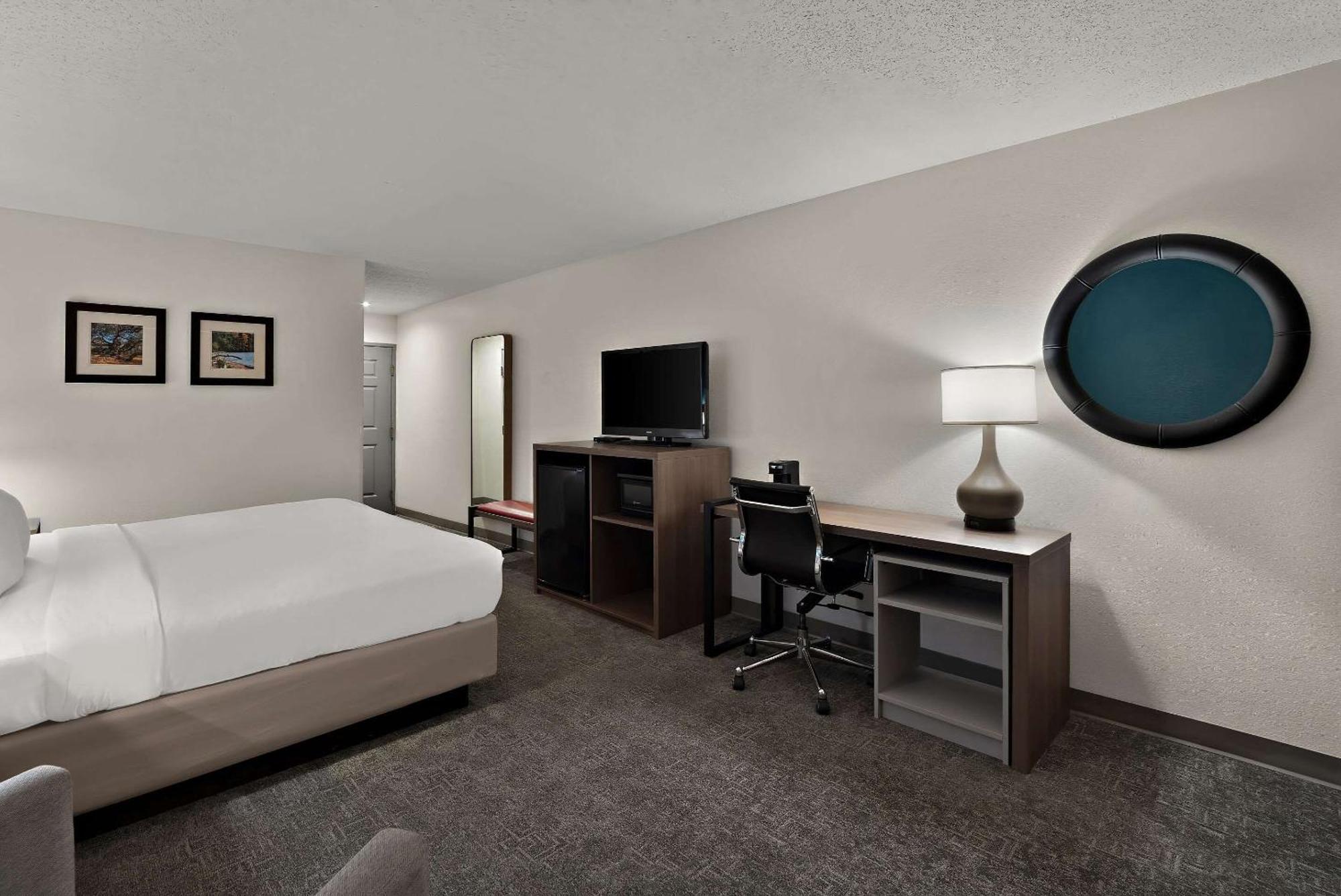 Comfort Inn & Suites Santee I-95 Esterno foto