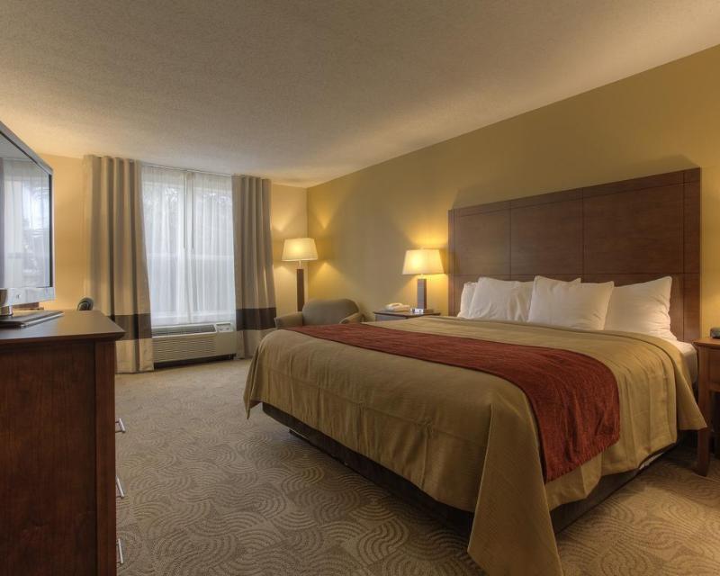 Comfort Inn & Suites Santee I-95 Esterno foto